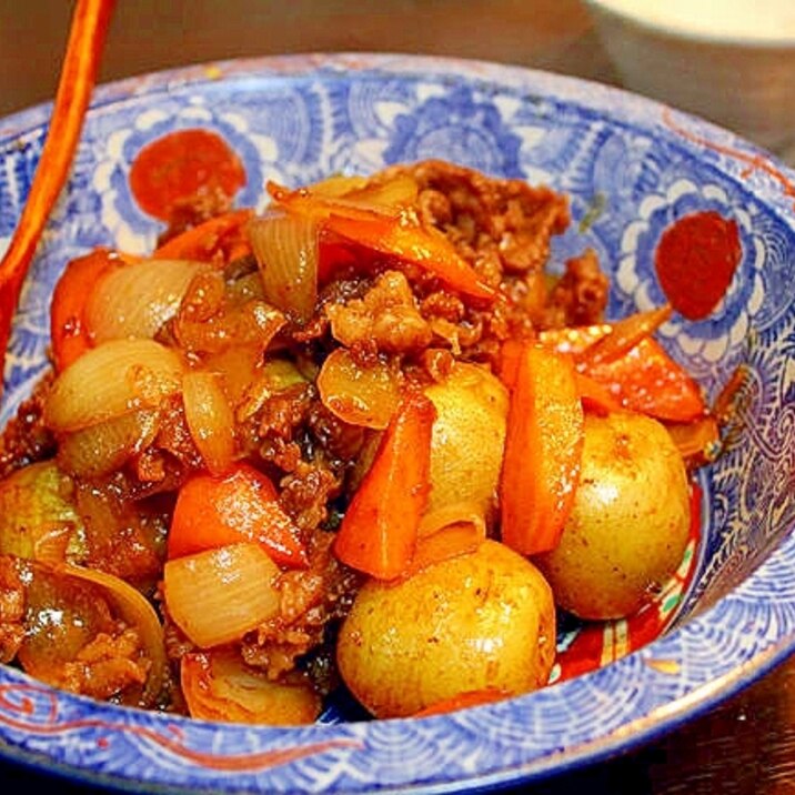 新じゃがと牛肉の炒り煮